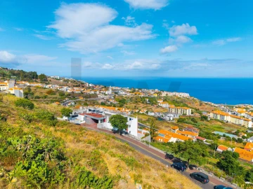 Terreno para Venda em Caniço