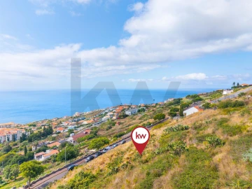 Terreno para Venda em Caniço