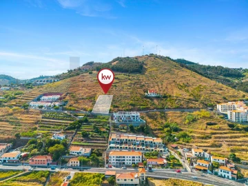 Terreno para Venda em Caniço