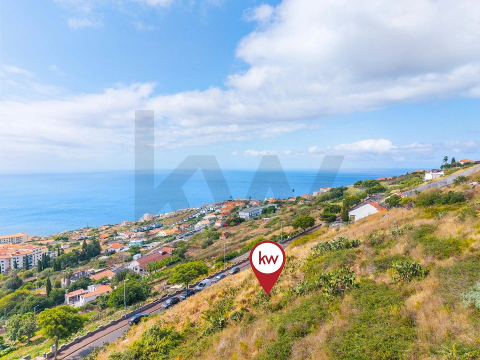 Terreno para Venda em Caniço Foto 10