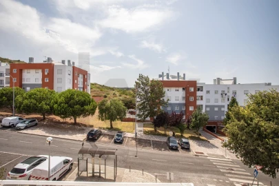 Apartamento T2 para Venda em Venteira