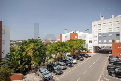 Apartamento T2 para Venda em Venteira