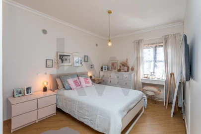 Apartamento T2 para Venda em Venteira