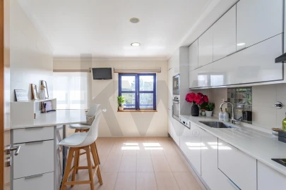 Apartamento T2 para Venda em Venteira