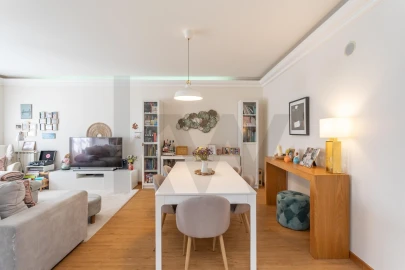 Apartamento T2 para Venda em Venteira