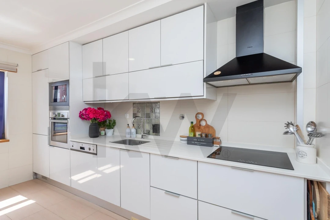Apartamento T2 para Venda em Venteira Foto 5