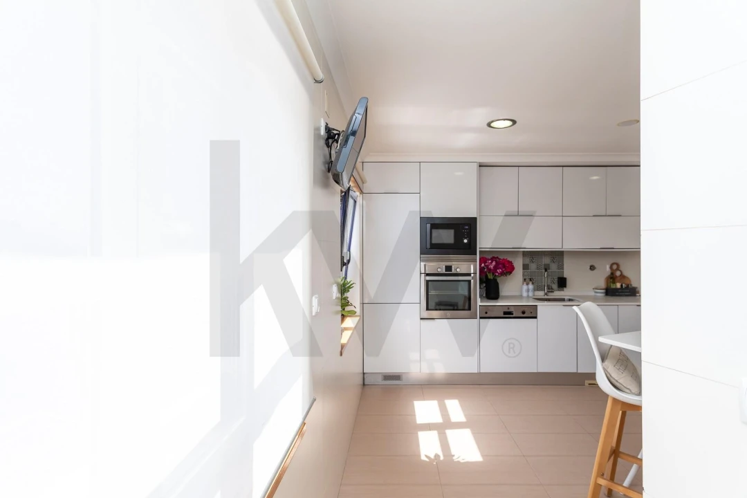 Apartamento T2 para Venda em Venteira Foto 8