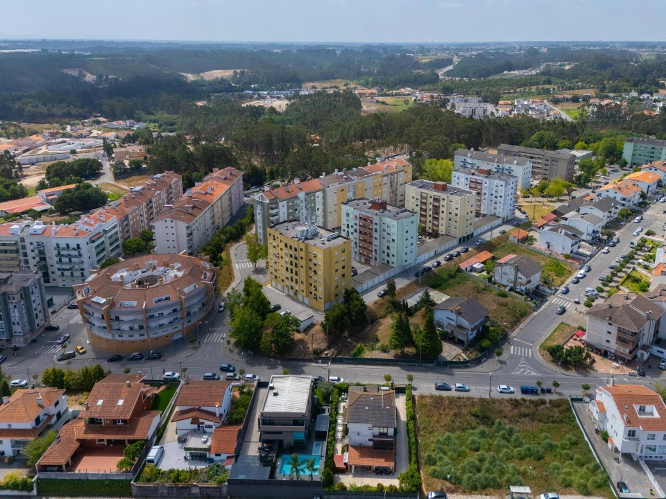 Apartamento T1 para Venda em Eixo e Eirol Foto 34