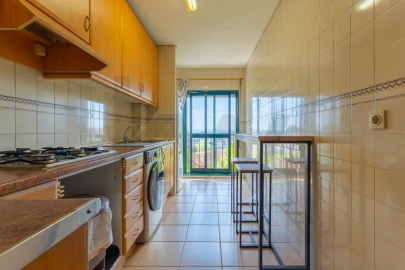 Apartamento T1 para Venda em Eixo e Eirol