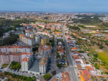 Apartamento T1 para Venda em Eixo e Eirol