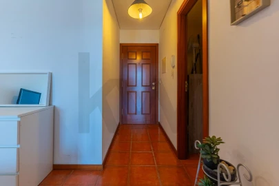 Apartamento T1 para Venda em Eixo e Eirol