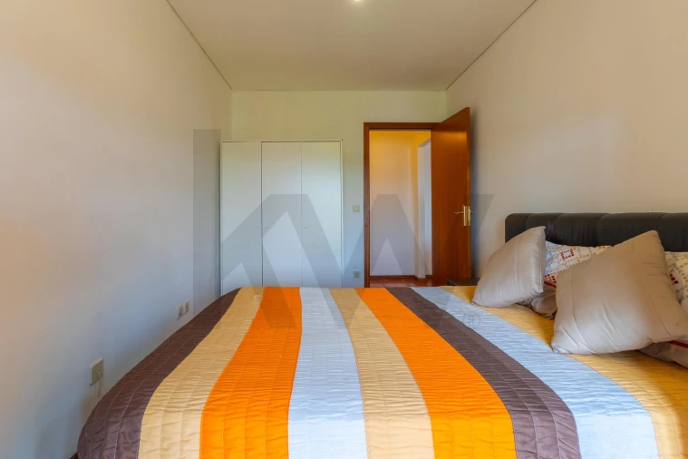 Apartamento T1 para Venda em Eixo e Eirol Foto 21