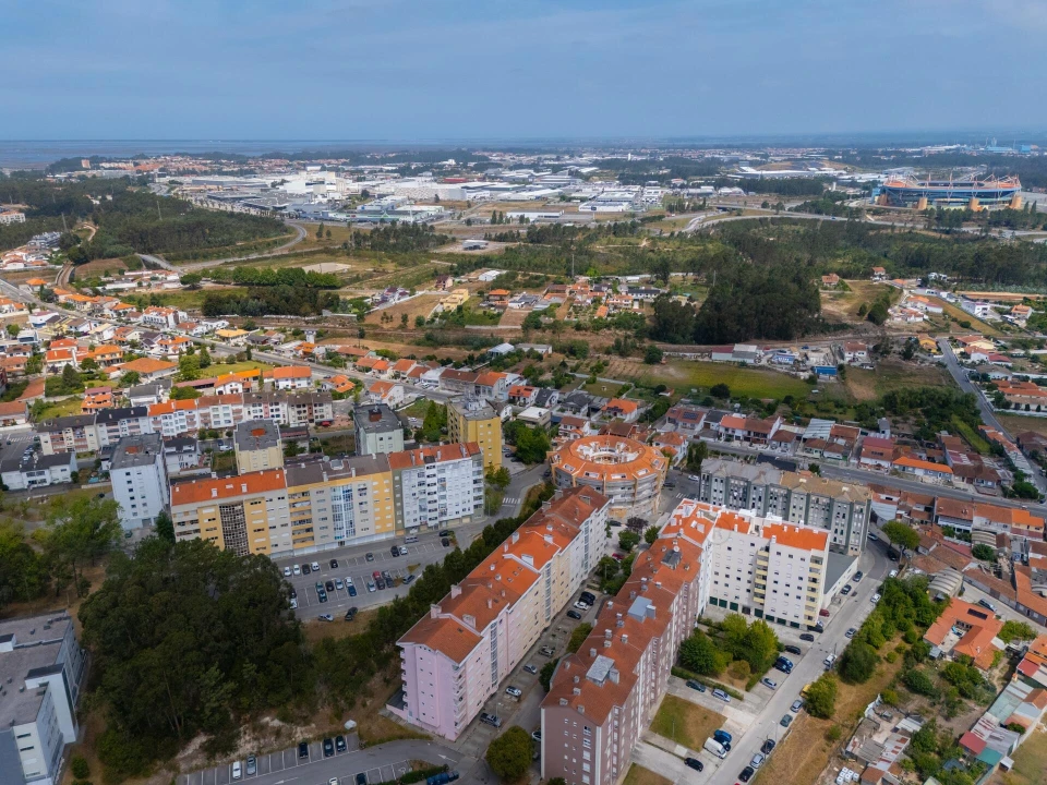 Apartamento T1 para Venda em Eixo e Eirol Foto 29