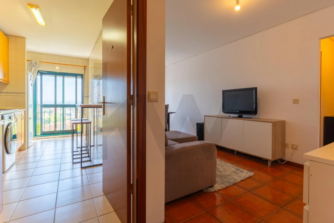 Apartamento T1 para Venda em Eixo e Eirol Foto 3