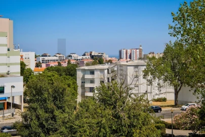 Apartamento T2 para Venda em Olivais