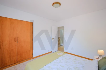 Apartamento T2 para Venda em Olivais
