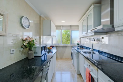 Apartamento T2 para Venda em Olivais