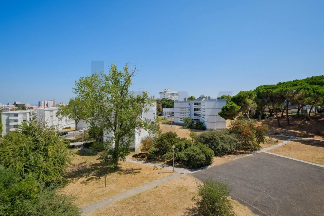 Apartamento T2 para Venda em Olivais Foto 21