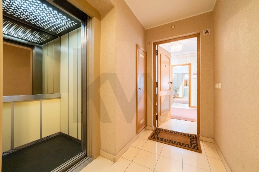 Apartamento T3 para Venda em Albufeira e Olhos de Água Foto 27