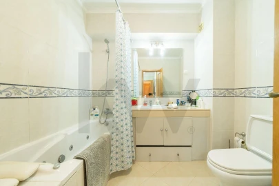Apartamento T3 para Venda em Albufeira e Olhos de Água