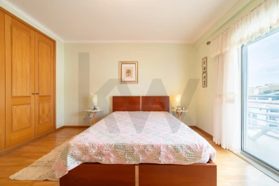 Apartamento T3 para Venda em Albufeira e Olhos de Água