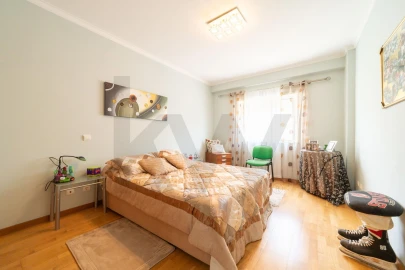 Apartamento T3 para Venda em Albufeira e Olhos de Água