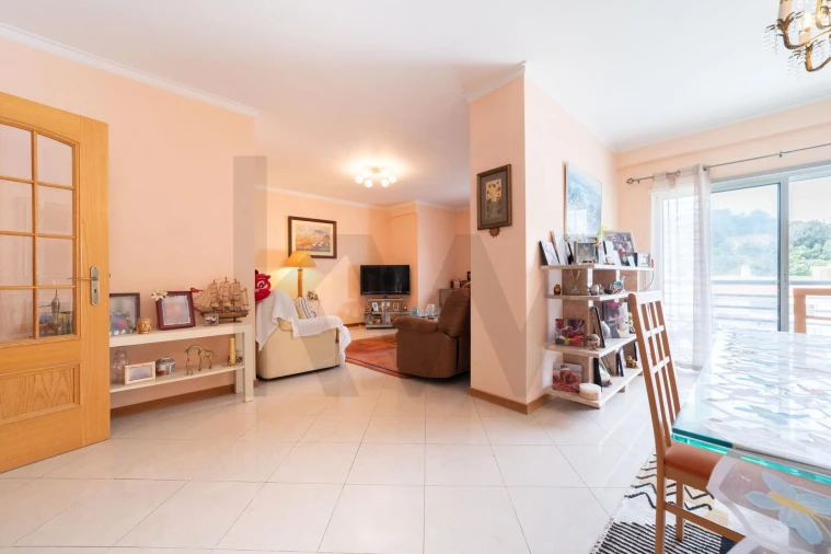 Apartamento T3 para Venda em Albufeira e Olhos de Água Foto 2