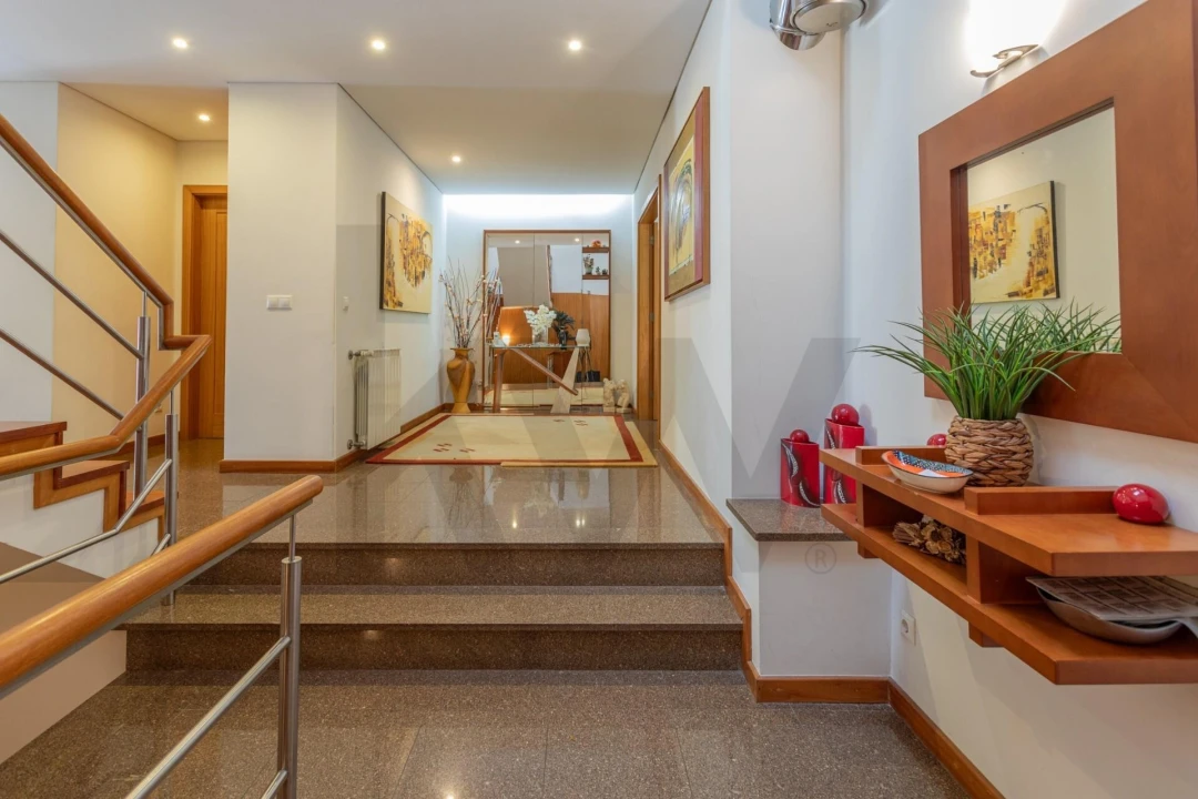 Moradia T3 para Venda em Cidade da Maia Foto 3
