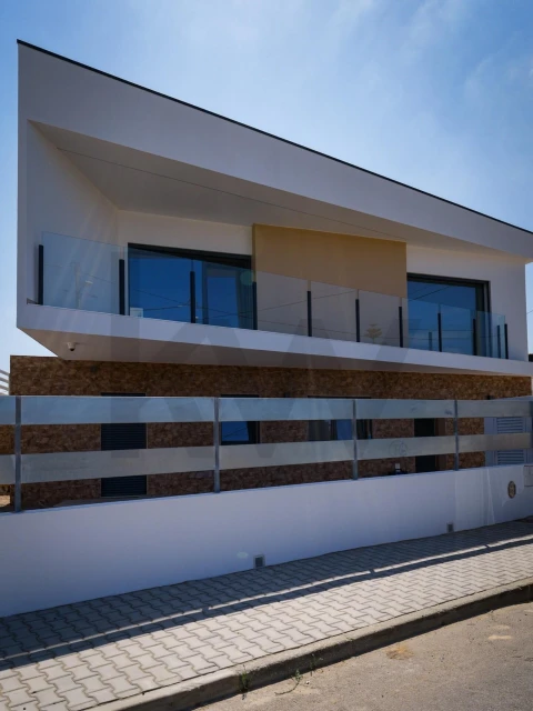 Moradia T3 para Venda em Fernao Ferro