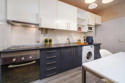 Apartamento T3 para Venda em Faro (Sé e São Pedro)