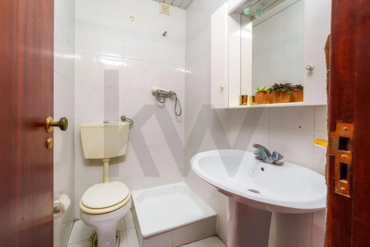 Apartamento T3 para Venda em Faro (Sé e São Pedro) Foto 11
