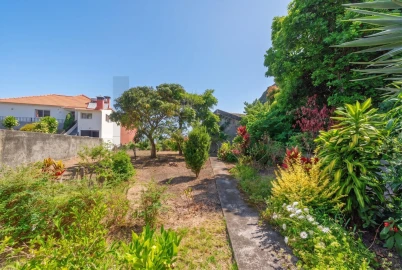 Moradia T5 para Venda em Ponta Delgada