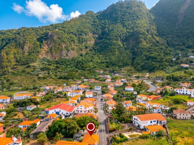 Moradia T5 para Venda em Ponta Delgada Foto 22