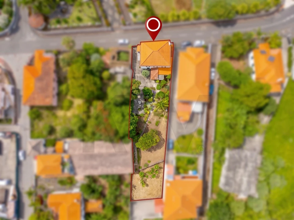 Moradia T5 para Venda em Ponta Delgada Foto 1