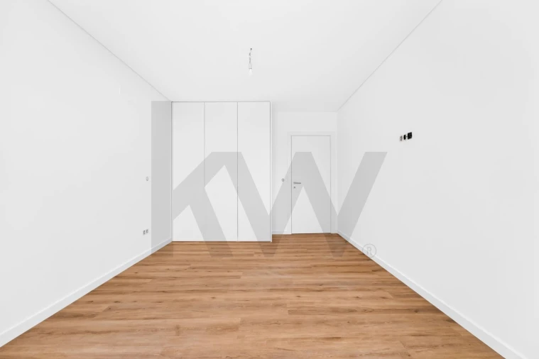 Apartamento T2 para Venda em Camara de Lobos Foto 22