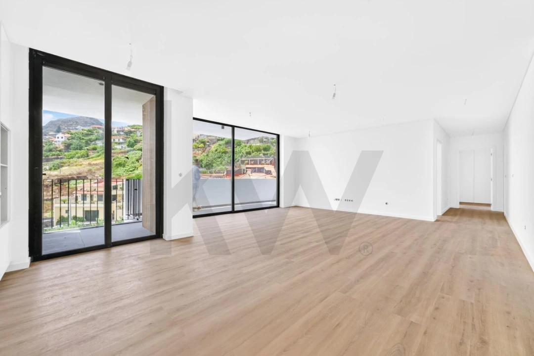 Apartamento T2 para Venda em Camara de Lobos Foto 31