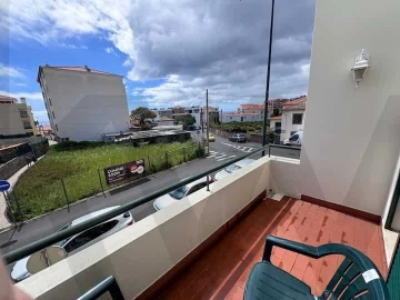 Apartamento T1 para Arrendamento em Caniço