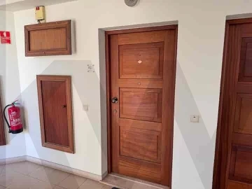 Apartamento T1 para Arrendamento em Caniço