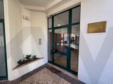 Apartamento T1 para Arrendamento em Caniço