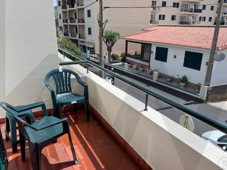 Apartamento T1 para Arrendamento em Caniço Foto 15