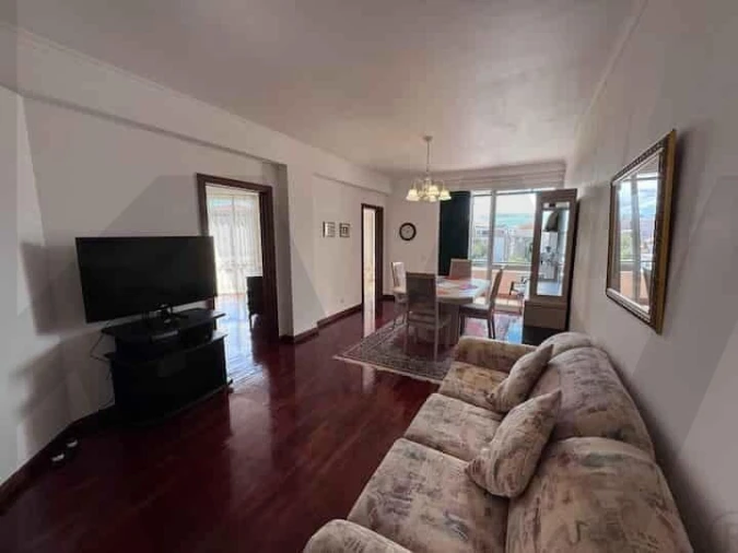 Apartamento T1 para Arrendamento em Caniço Foto 3