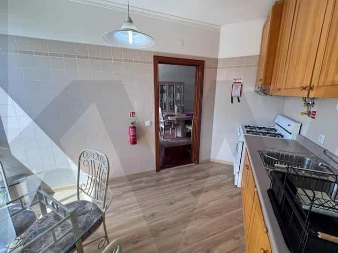 Apartamento T1 para Arrendamento em Caniço Foto 5
