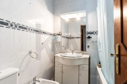 Apartamento T2 para Venda em Vilar de Andorinho