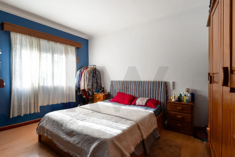 Apartamento T2 para Venda em Vilar de Andorinho Foto 11