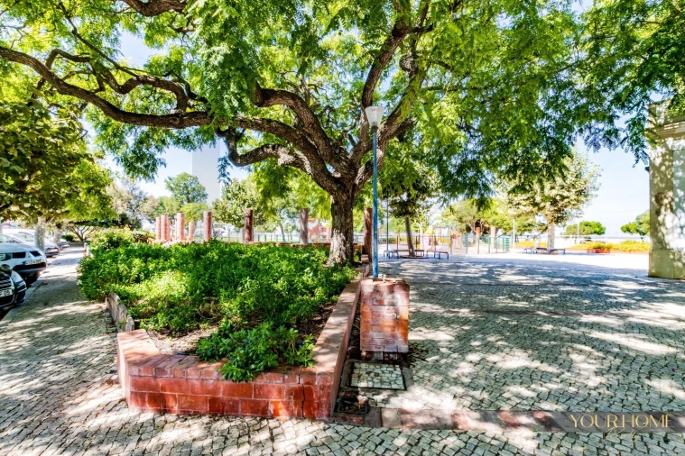 Apartamento T2 para Venda em Alcochete Foto 26