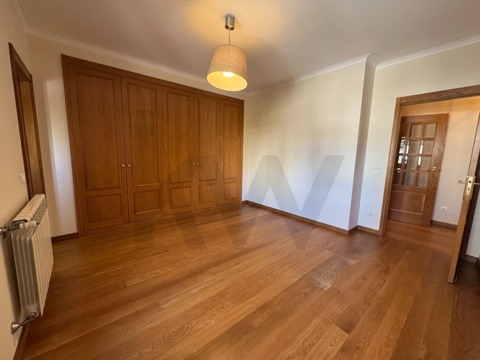 Apartamento T3 para Arrendamento em Viseu Foto 13