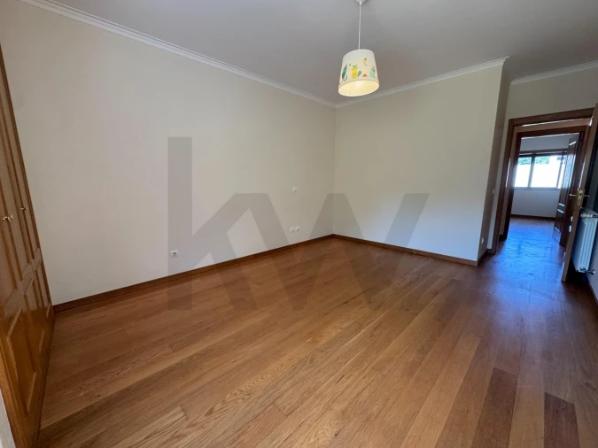 Apartamento T3 para Arrendamento em Viseu Foto 11