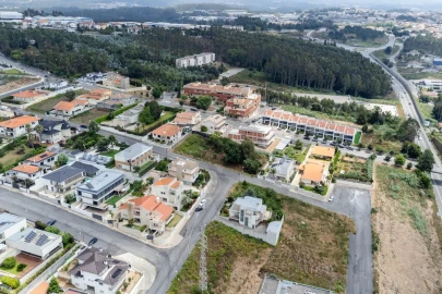Terreno para Venda em Escapães