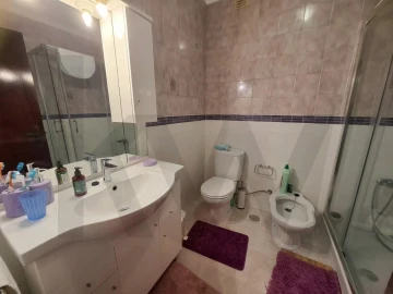 Apartamento T2 para Venda em Atouguia da Baleia