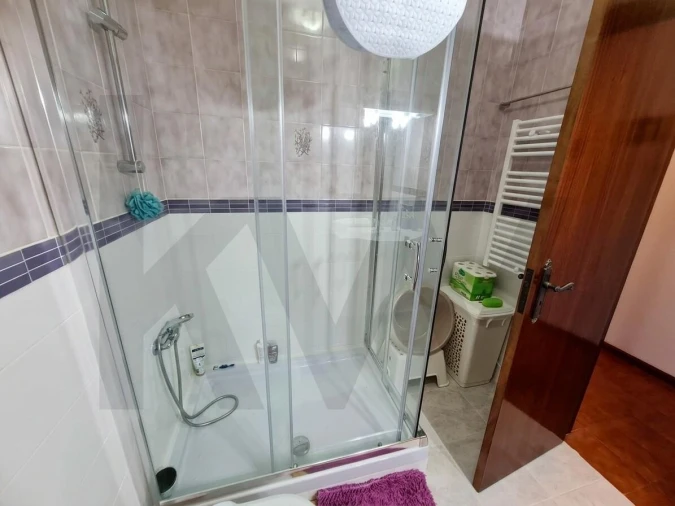 Apartamento T2 para Venda em Atouguia da Baleia Foto 9